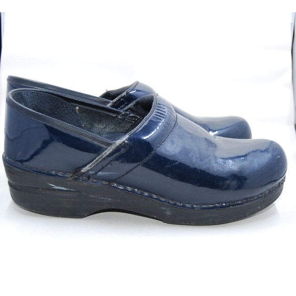Dansko Womens Clogs  EU 38 US 7.5-8 Blue Patent Leather Comfortable - Picture 2 of 4